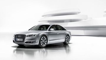 Audi A8 4.0 TFSI (435 PS) specs