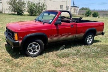 DODGE DAKOTA SPORT CONVERTIBLE PICKUP, 1989