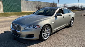 Jaguar XJ, 2011