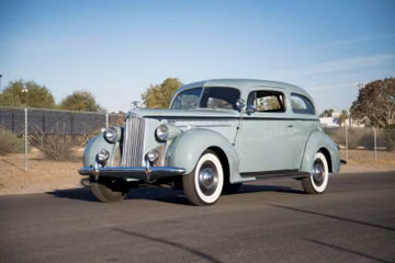 Packard 110 Sedan, 1940