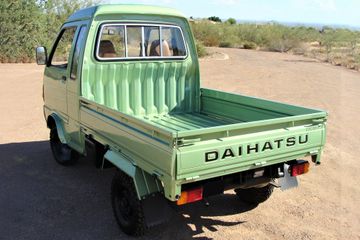 DAIHATSU SUNNY PICKUP, 2005