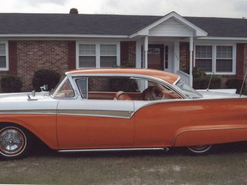 Ford Fairlane 500, 1957