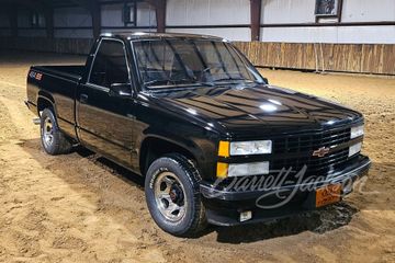 CHEVROLET C1500 454 SS CUSTOM PICKUP, 1990