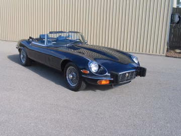 Jaguar E-Type Series 3 V-12 Roadster, 1974