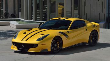 Ferrari F12tdf, 2017