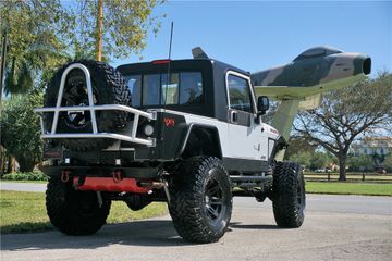 JEEP WRANGLER UNLIMITED CUSTOM 4X4 PICKUP, 2005
