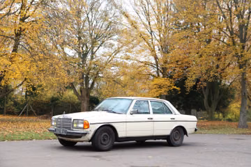 c. 1977 Mercedes-Benz 240D W123 Saloon