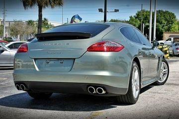 Porsche Panamera S 4 Door Sedan, 2011