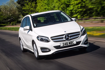 Mercedes-Benz B 220 CDI (W246) specs