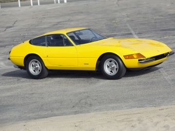 Ferrari 365 GTB/4 Daytona Berlinetta by Scaglietti, 1972
