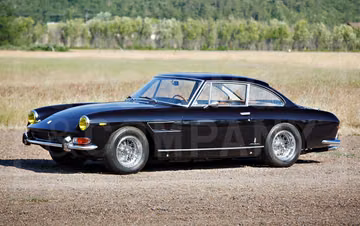 Ferrari 330 GT 2+2 Series II, 1965