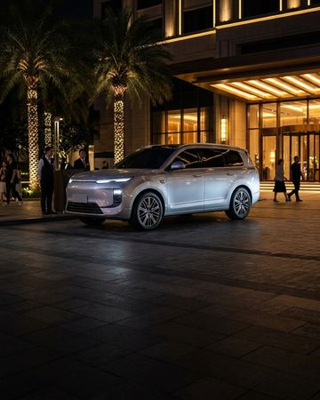 BYD Sealion 08 Launches With New Blade Battery