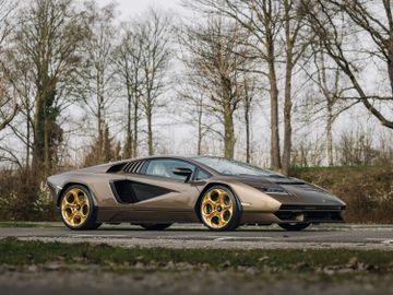 Lamborghini Countach LPI 800-4, 2022