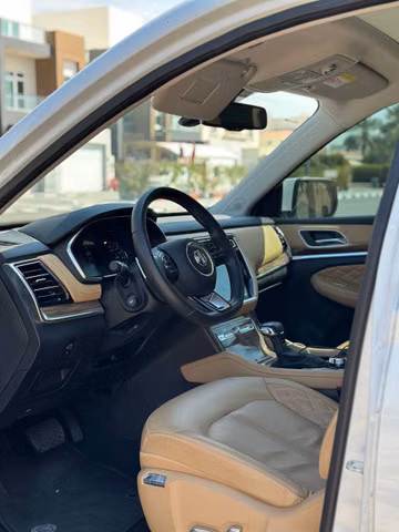 My MG RX8 in Dubai: The Ultimate Family Space