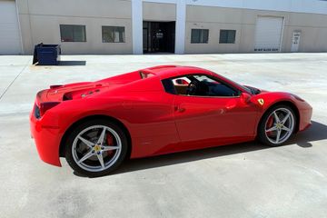 FERRARI 458 SPIDER, 2013