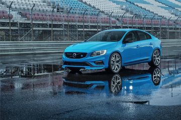 Volvo S60 Polestar (367 PS) specs
