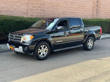 Suzuki Equator Pickup, 2011