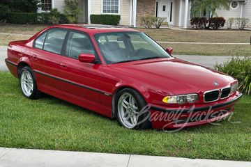 BMW 740i, 2001