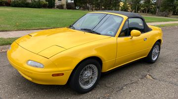 Mazda Miata Convertible, 1992