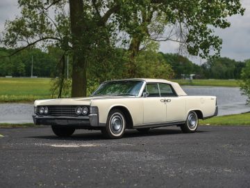 Lincoln Continental Convertible, 1965