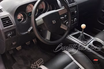 Dodge Challenger, 2010