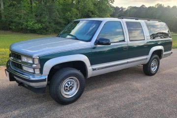Chevrolet Suburban K2500 LS 4x4, 1997
