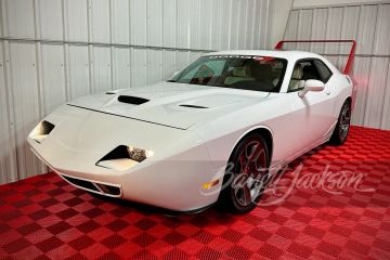 Dodge Challenger R/t Custom Daytona Conversion, 2013