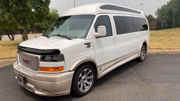 GMC Savana Conversion Van, 2017