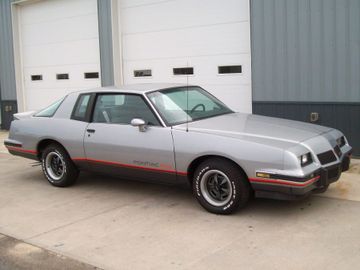 Pontiac Grand Prix Coupe, 1986