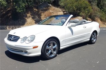 MERCEDES-BENZ CLK320 CONVERTIBLE, 2005