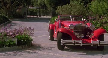 Excalibur Series IV Roadster in Ruthless People (1986)