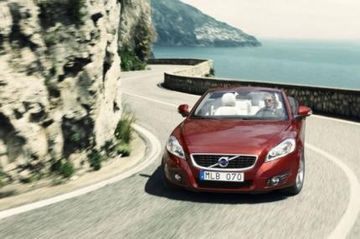 Volvo C70 D5 specs