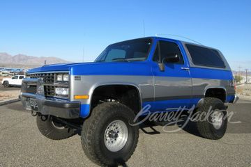 CHEVROLET K5 BLAZER CUSTOM SUV, 1989