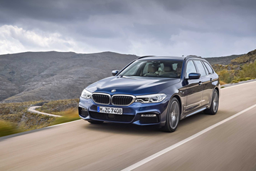 BMW 530i Touring (G31 252 PS) specs