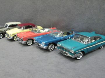 Five (5) 1/24 Scale Franklin Mint Cars