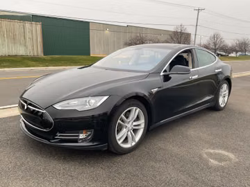 Tesla Model S 85 Sedan, 2014