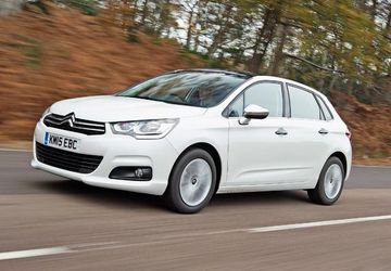 Citroen C4 BlueHDi 150 specs