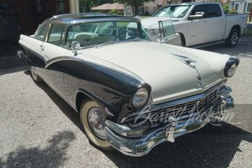 Ford Fairlane Crown Victoria, 1956