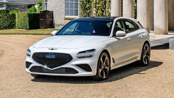 Genesis G70 Shooting Brake 2.0T AWD specs