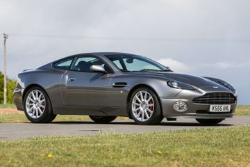 Aston Martin Vanquish S V12 Coupe, 2005