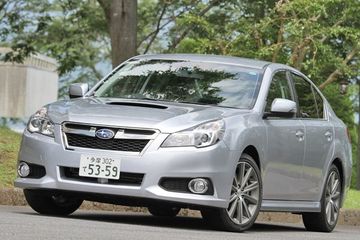 Subaru Legacy B4 2.0GT DIT specs