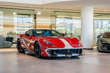 Ferrari 812 Competizione Aperta