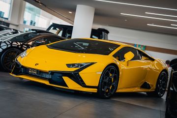 Lamborghini Huracán Tecnica – The Best of Both Worlds