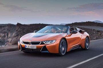 BMW i8 Roadster specs