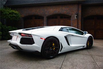 Lamborghini Aventador LP700-4, 2014