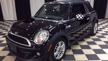 Mini Cooper Convertible, 2013