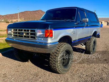 FORD BRONCO CUSTOM SUV, 1988
