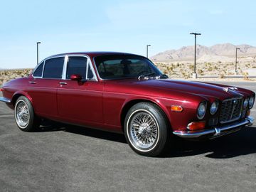 Jaguar XJ6 Sedan, 1973