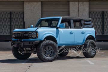 FORD BRONCO CUSTOM SUV, 2022