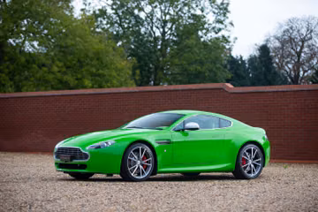 Aston Martin V8 Vantage Coupé, 2010